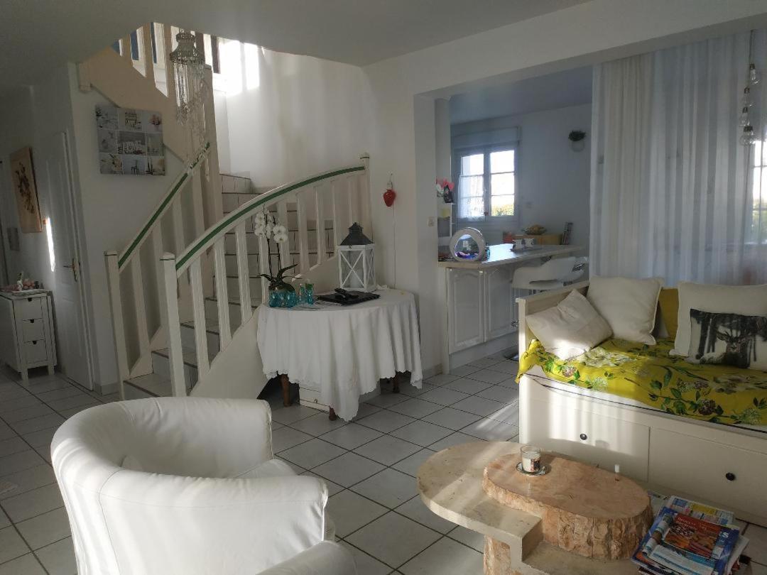 Bed and Breakfast Chez Marlyse Блуа Экстерьер фото